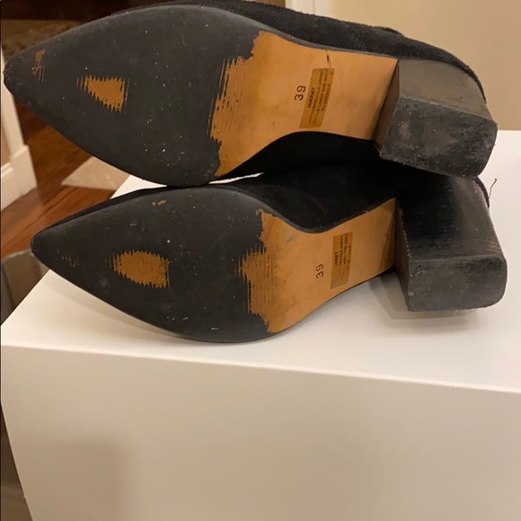 STEVE MADDEN BLACK SUEDE BOOTS - Picture 7 of 7